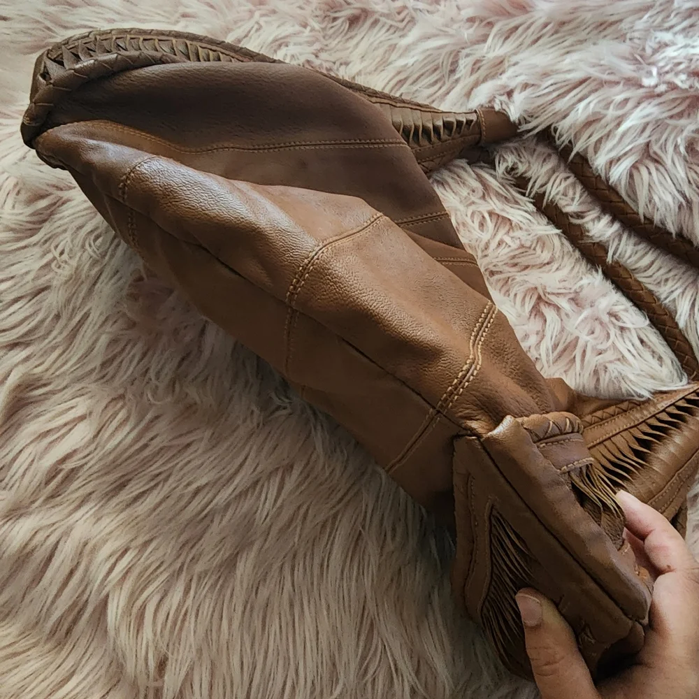 Clever Cariage Company St. Tropez Handcrafted Leather Hobo light brown